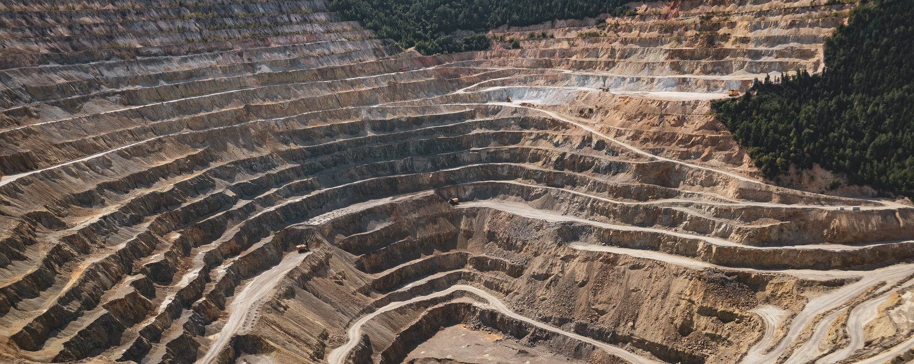 Manganese Ore Producers — Dudolp Mine Wholesale Manganese, Marble